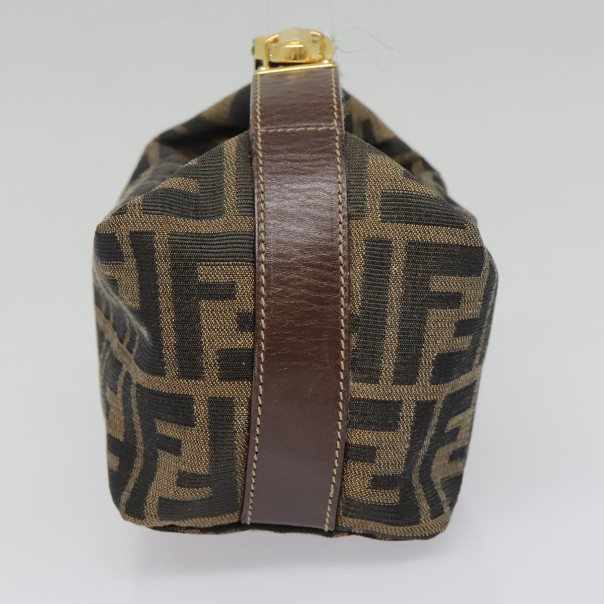 Luxury Fendi Zucca Canvas Pouch Brown Black goldki4972