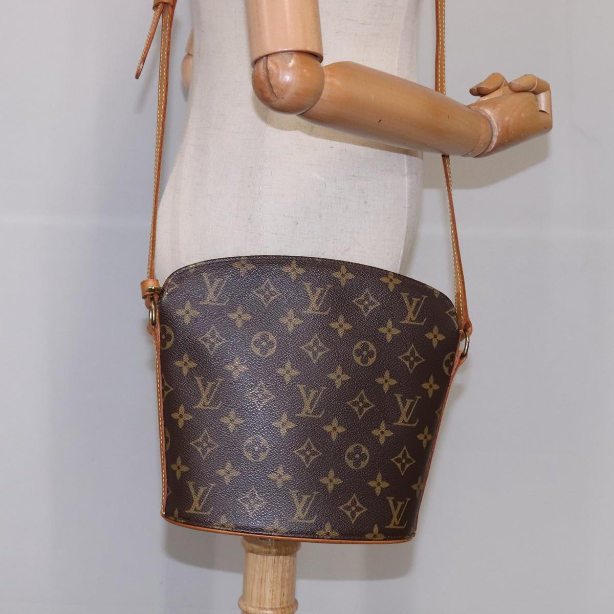 LOUIS VUITTON Monogram Drouot Shoulder Shoulder Bag M51290 LV ki5378
