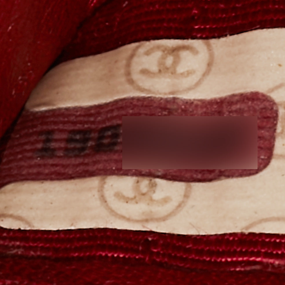 CHANEL Red Quilted Leather Vintage Bifold Card Holder