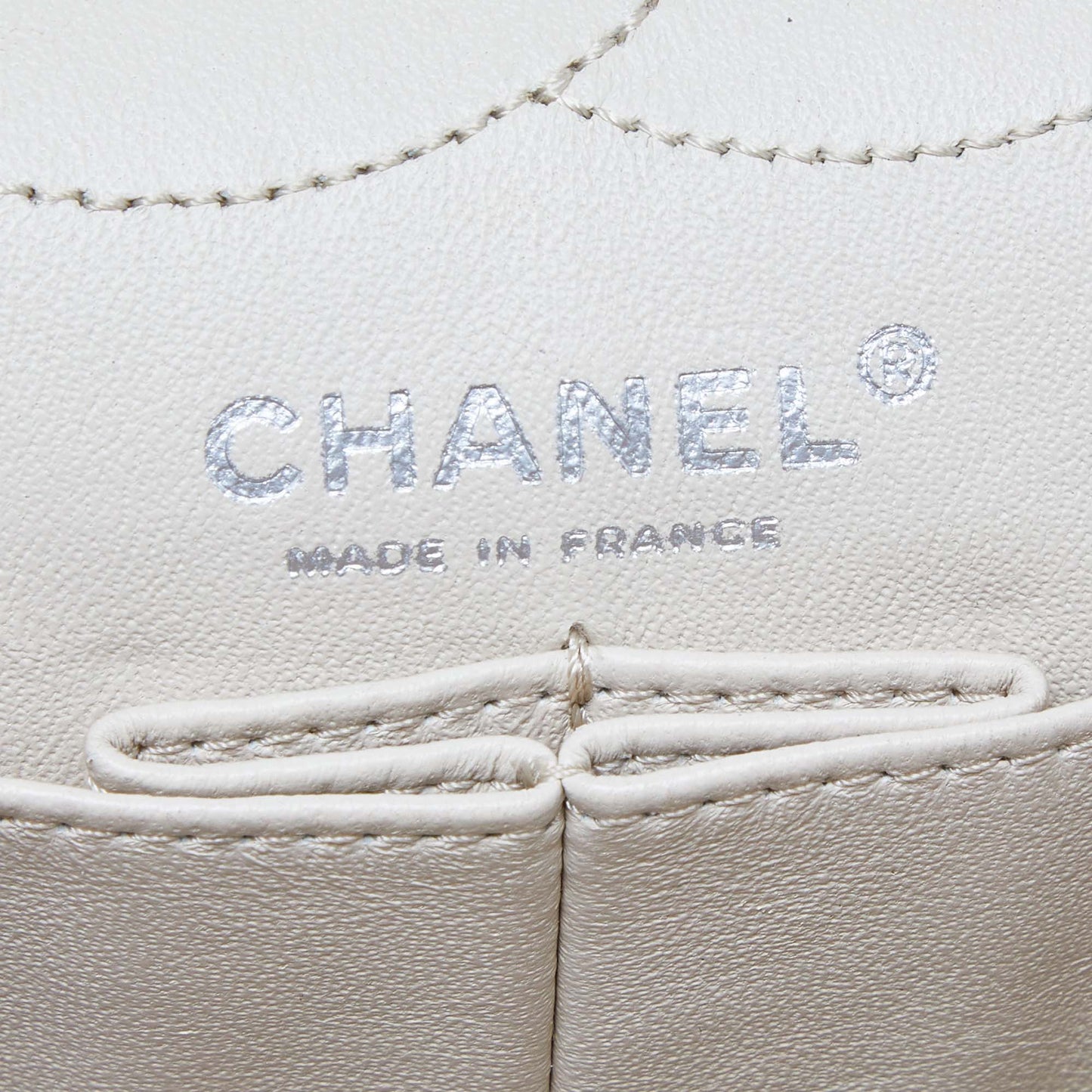 CHANEL Cream Quilted Aged Leather Classic 226 Reissue 2.55 Flap Bag