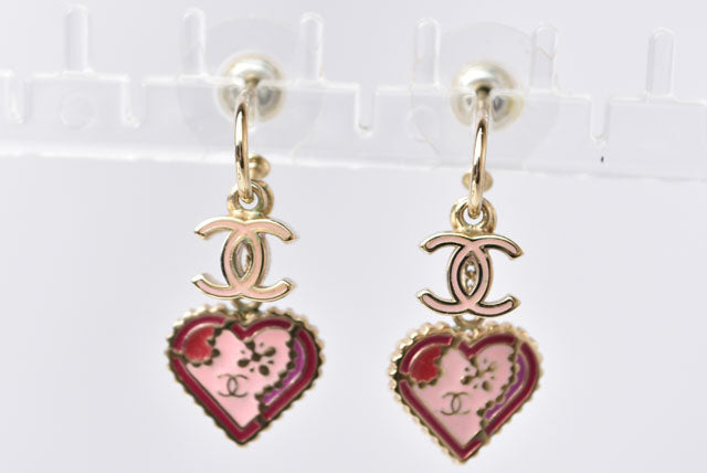 Chanel Resin Earrings CC Mark Heart Motif Pink/Gold
