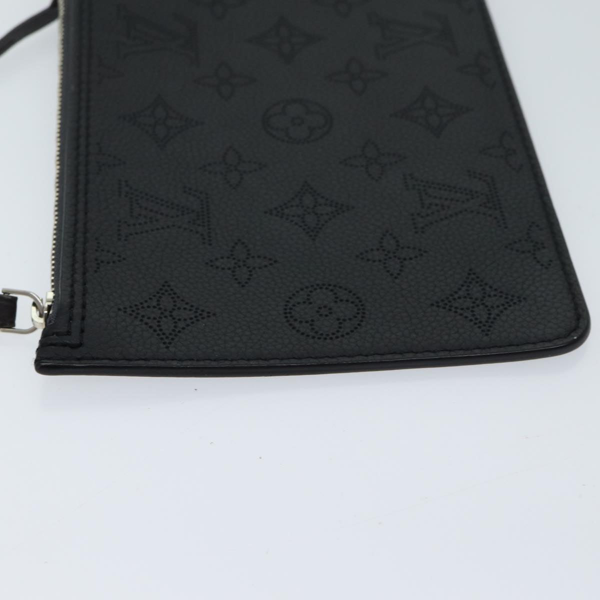 LOUIS VUITTON Monogram Mahina Gilotta Pouch Black LV mr075