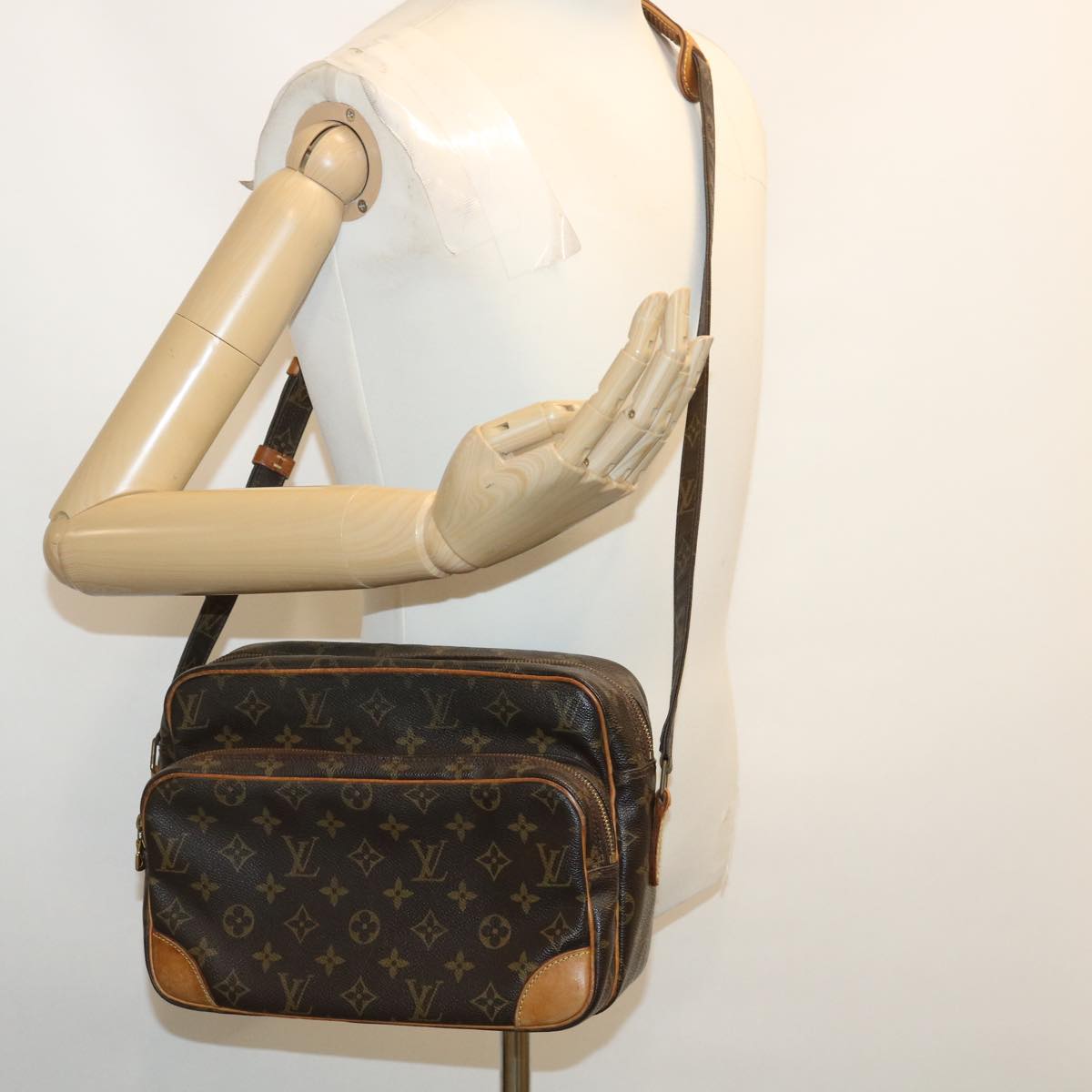 LOUIS VUITTON Monogram Nile Shoulder Bag M45244 LV 35177