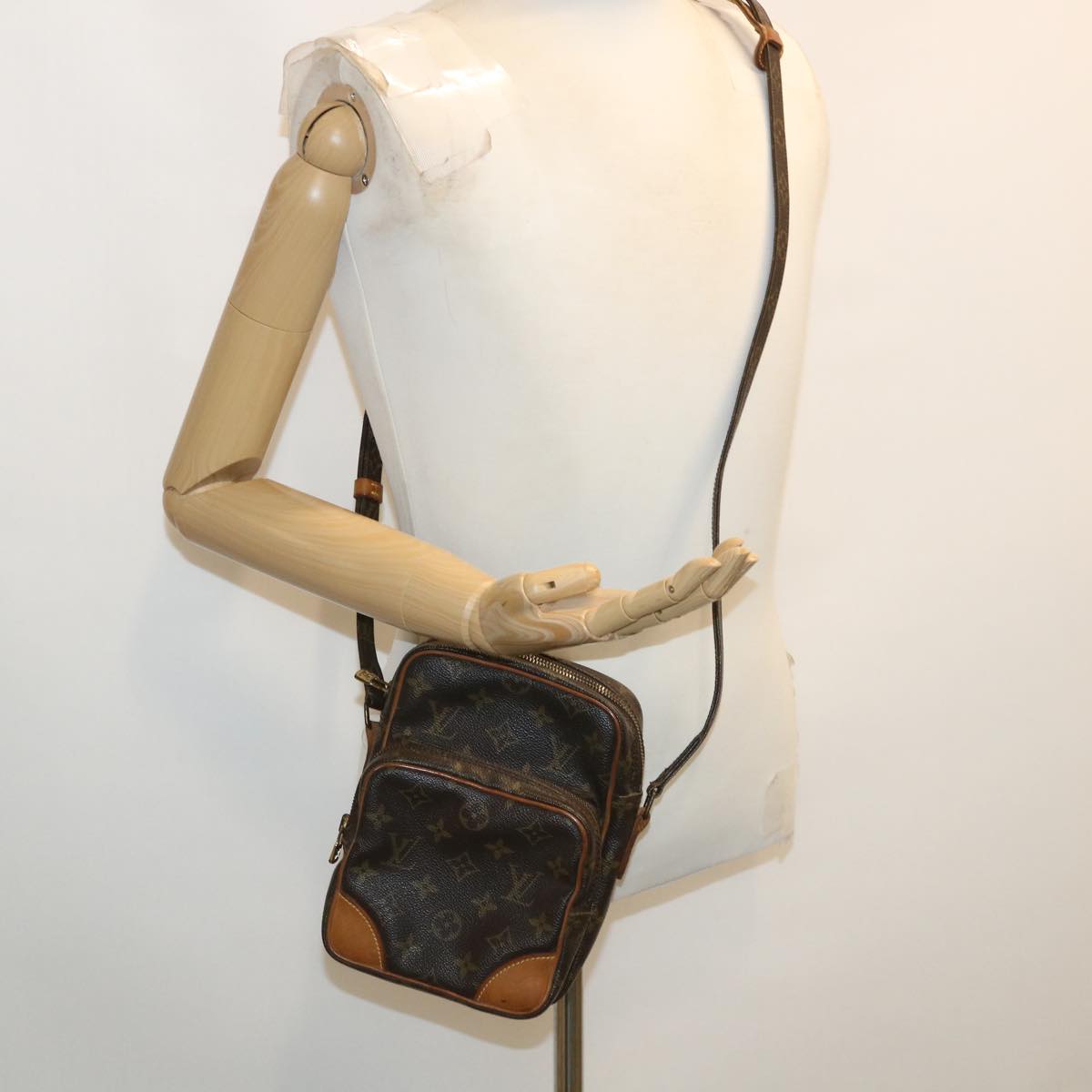 LOUIS VUITTON Monogram Amazon Shoulder Bag M45236 LV 34757