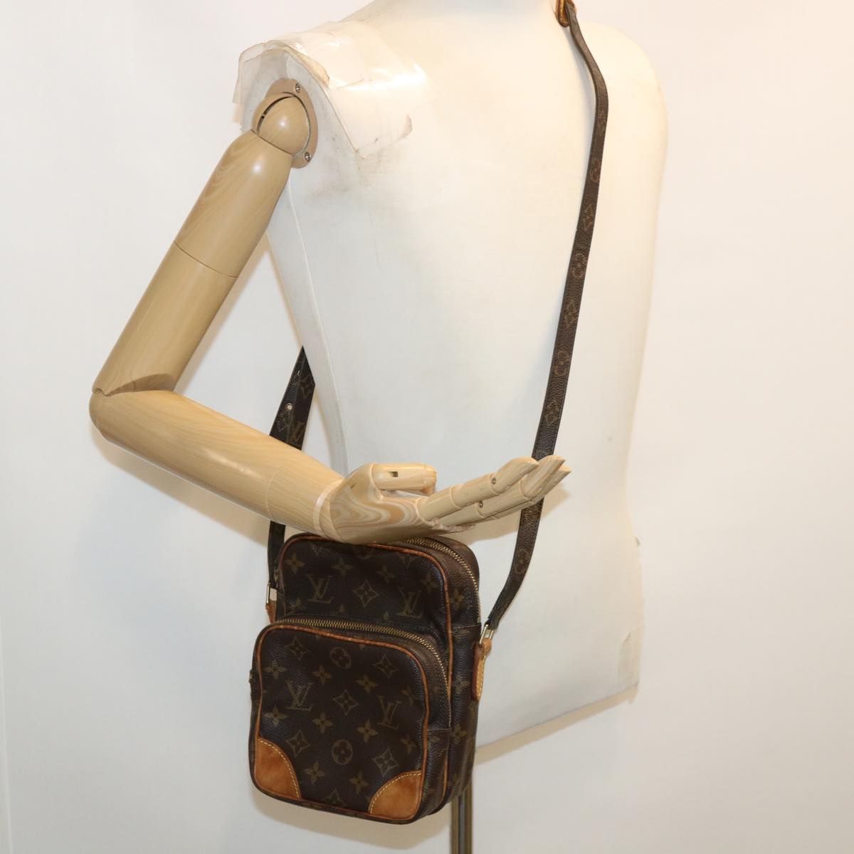 LOUIS VUITTON Monogram Amazon Shoulder Bag M45236 LV 34761