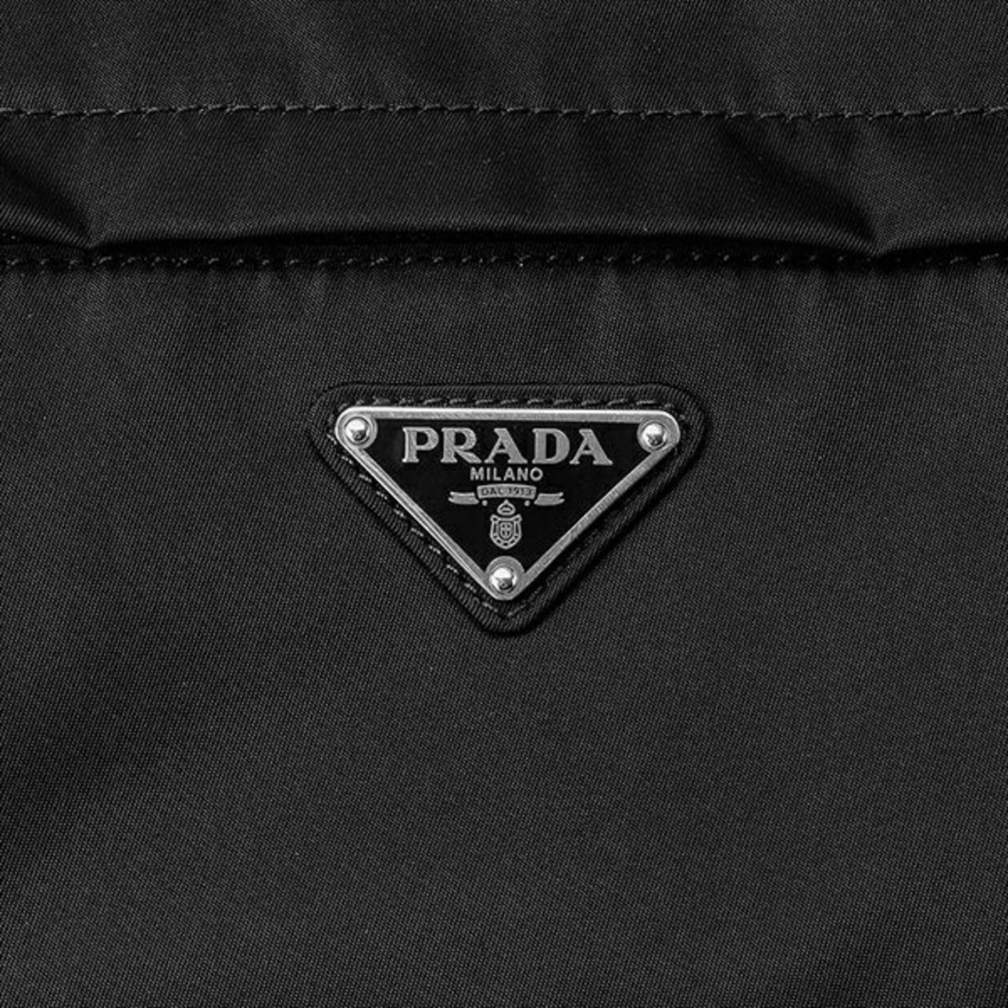 Luxury PradaMarsupio Tessuto Nylon Triangle Logo Black Belt Bag