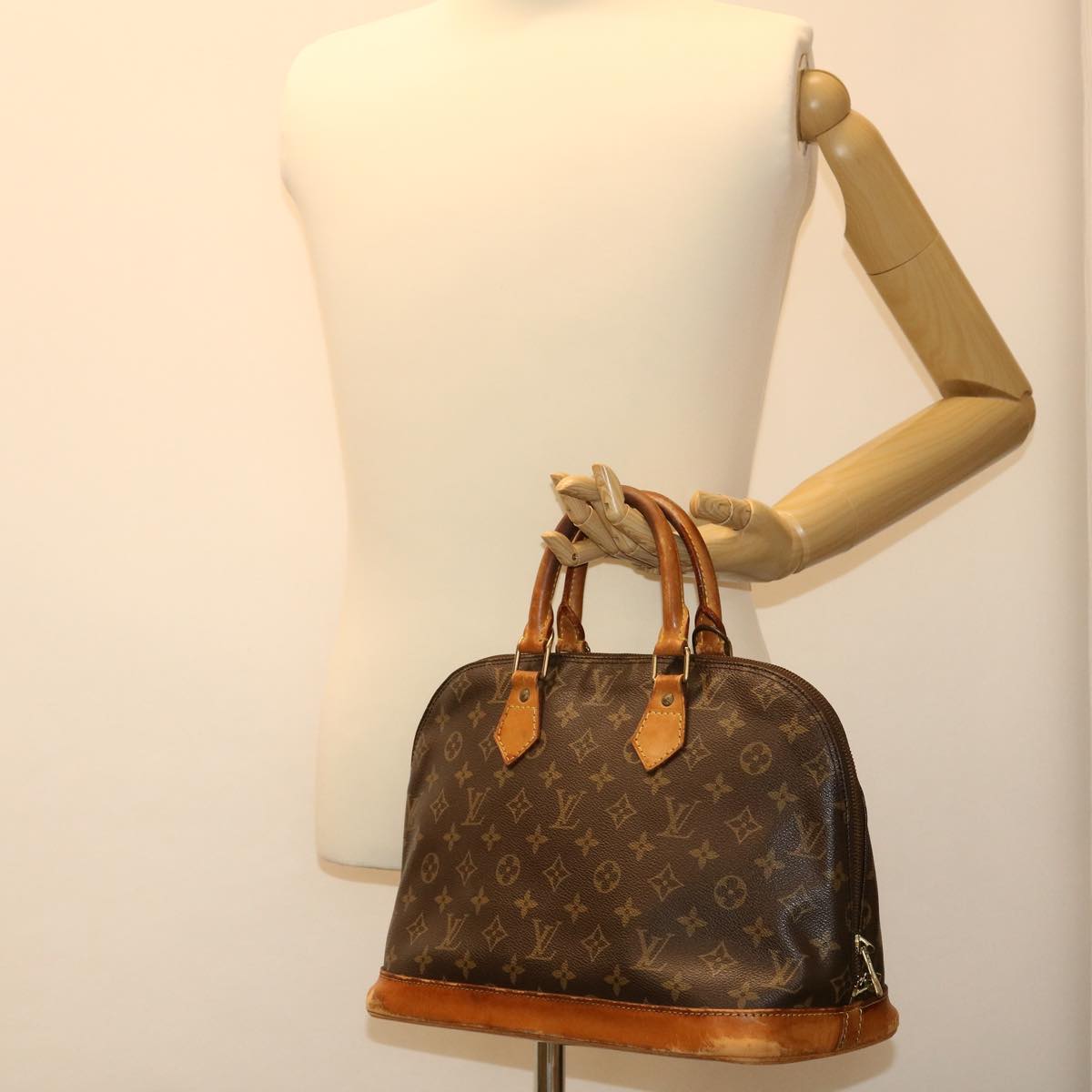 LOUIS VUITTON Monogram Alma Hand Bag M51130 LV rd2818
