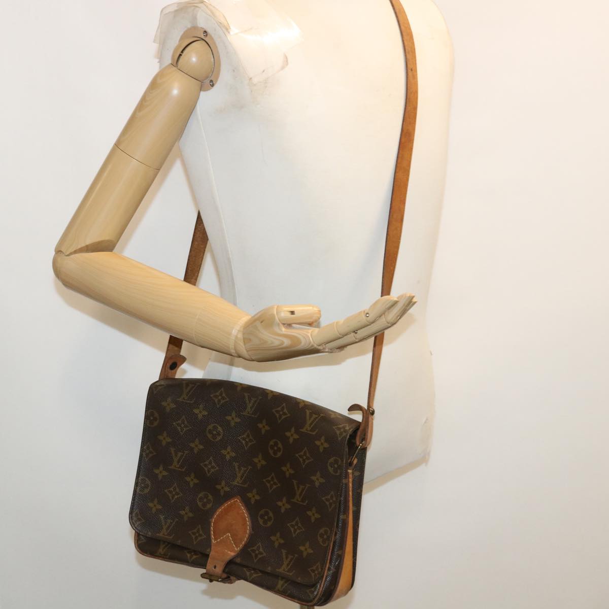LOUIS VUITTON Monogram Cartouchiere GM Shoulder Bag M51252 LV rd2985