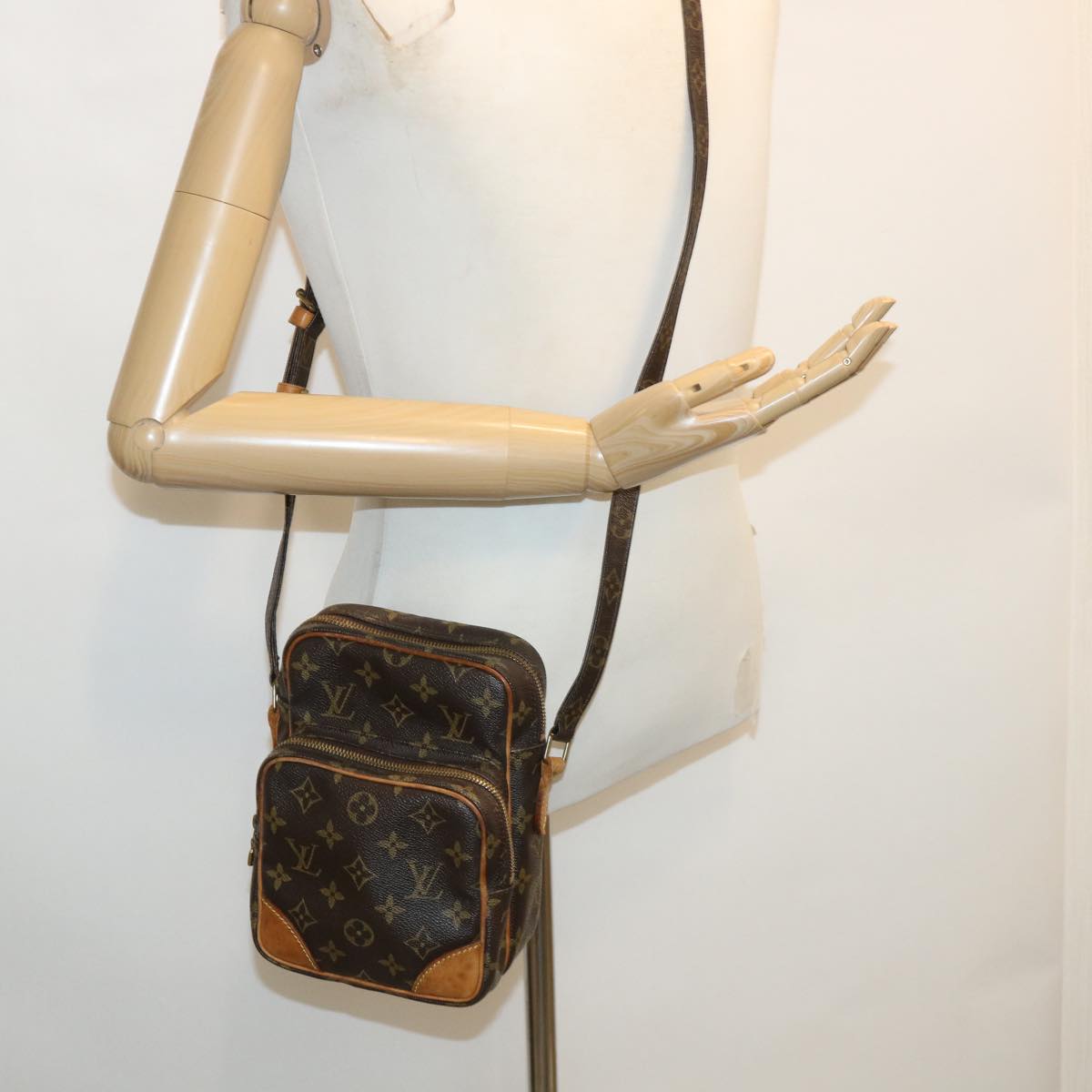 LOUIS VUITTON Monogram Amazon Shoulder Bag M45236 LV rd4124