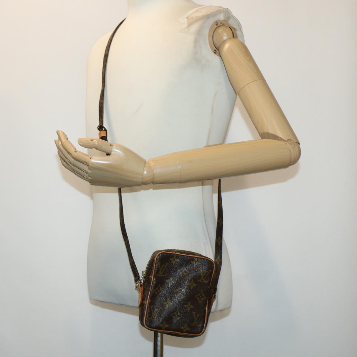 LOUIS VUITTON Monogram Mini Danube Shoulder Bag M45268 LV rd5318