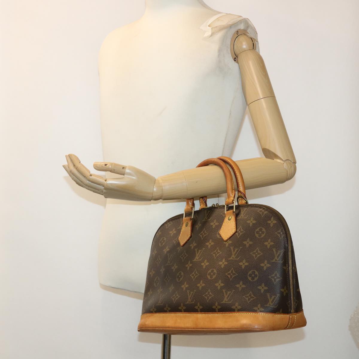 LOUIS VUITTON Monogram Alma Hand Bag M51130 LV rd5347