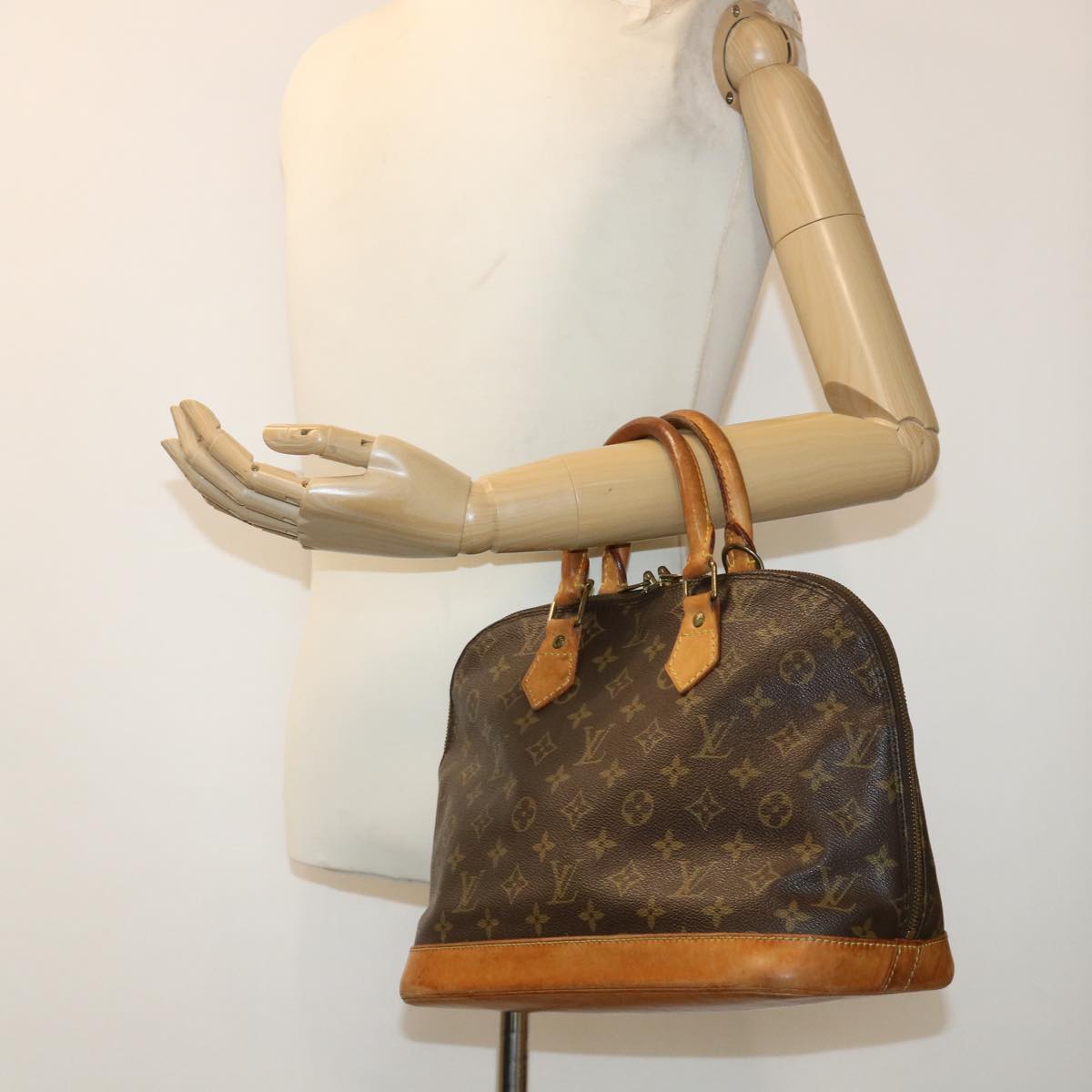 LOUIS VUITTON Monogram Alma Hand Bag M51130 LV rd5349