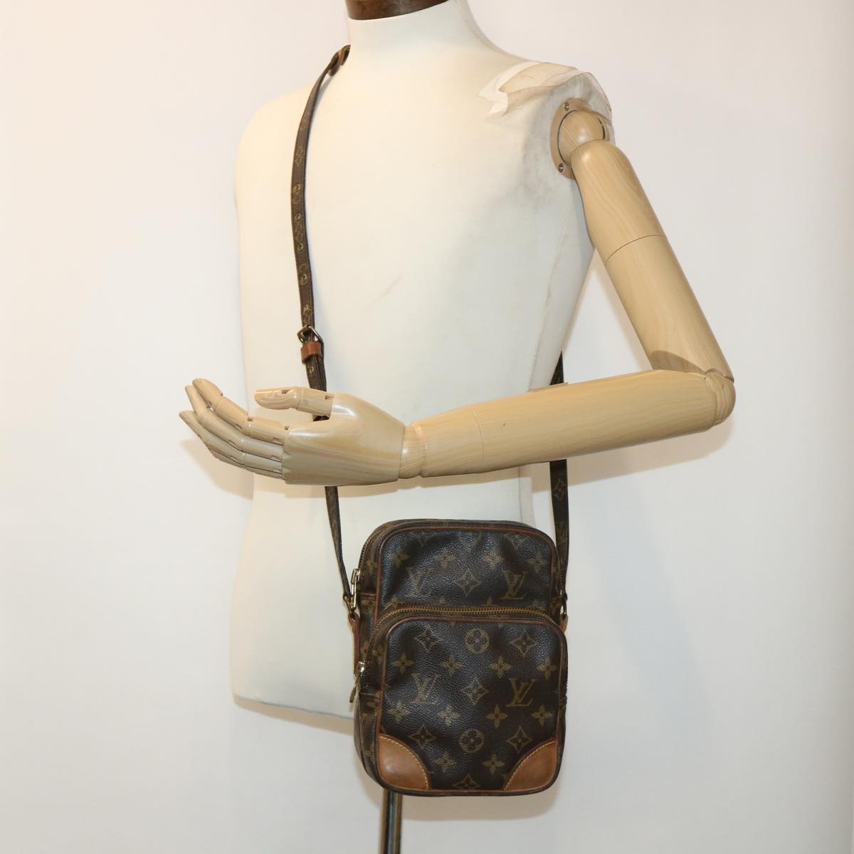 LOUIS VUITTON Monogram Amazon Shoulder Bag M45236 LV rd5373