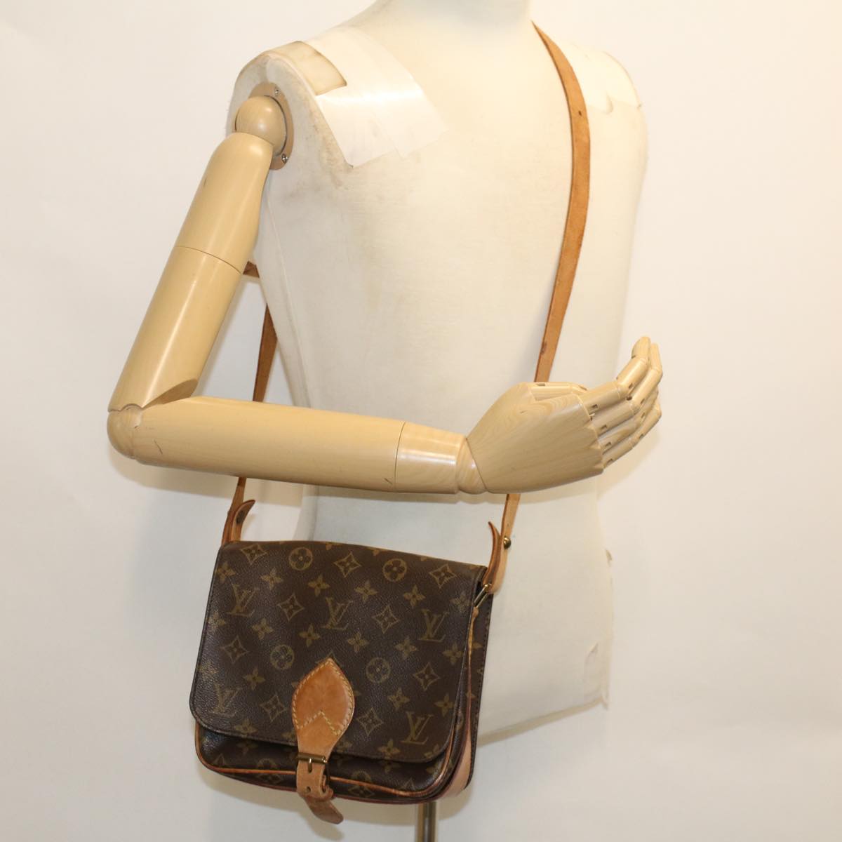 LOUIS VUITTON Monogram Cartouchiere MM Shoulder Bag M51253 LV rd5500