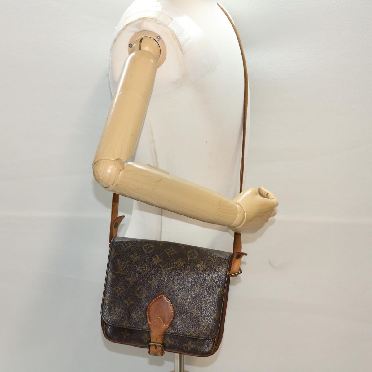 LOUIS VUITTON Monogram Cartouchiere MM Shoulder Bag M51253 LV tb723