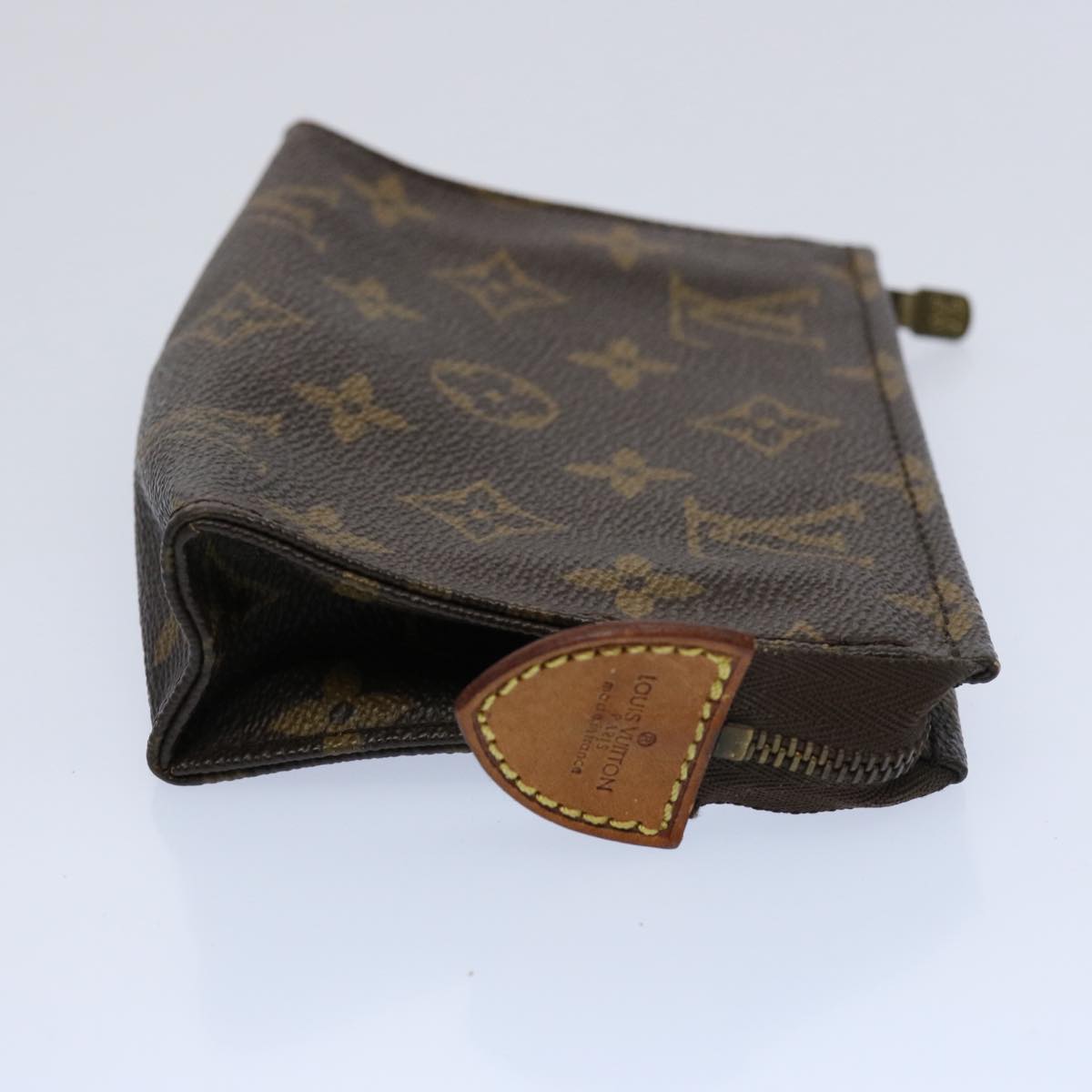 LOUIS VUITTON Monogram Poche Toilette 15 Pouch M47546 LV th4472