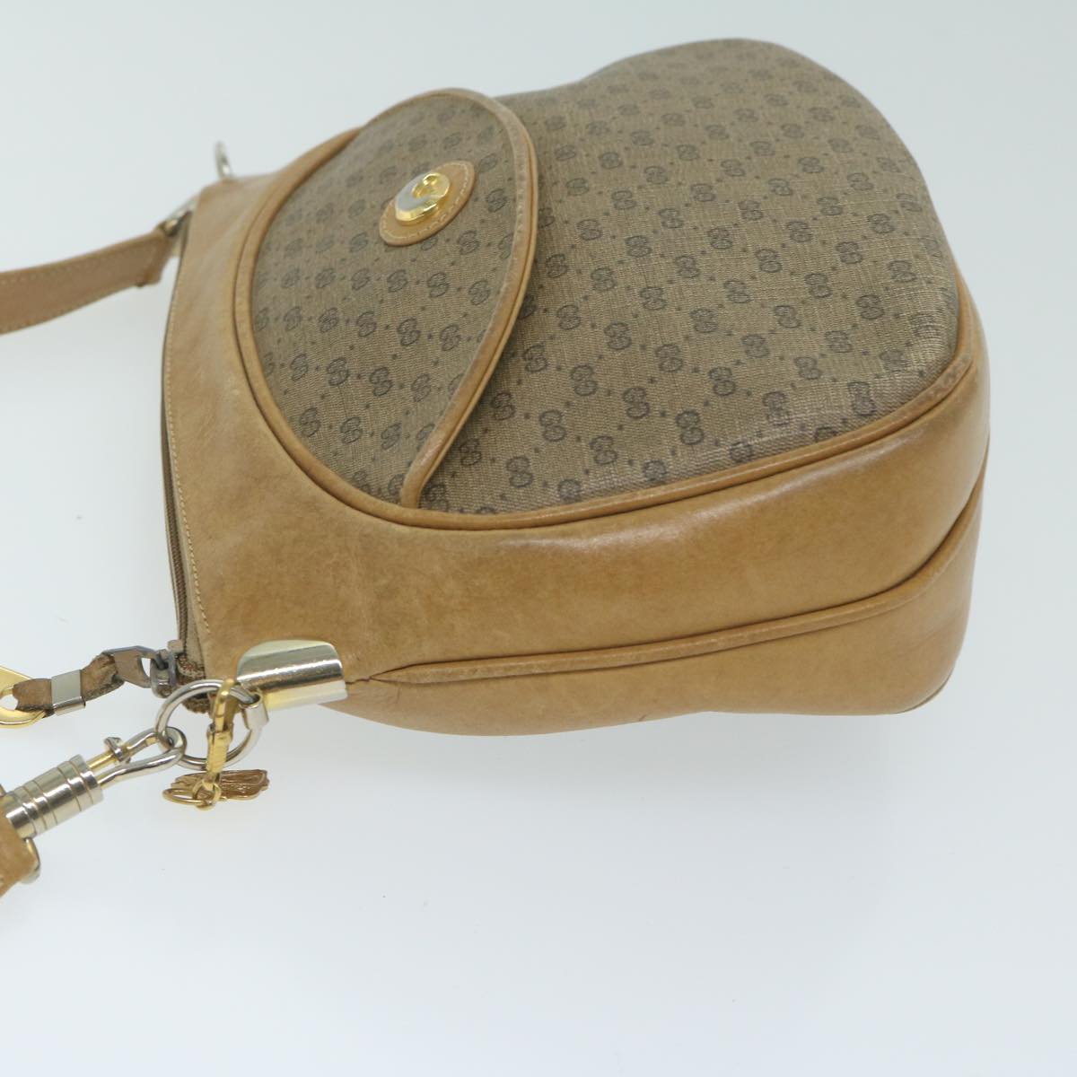 GUCCI Micro GG Supreme Shoulder Bag PVC Leather Beige 001 261 1095 th4494