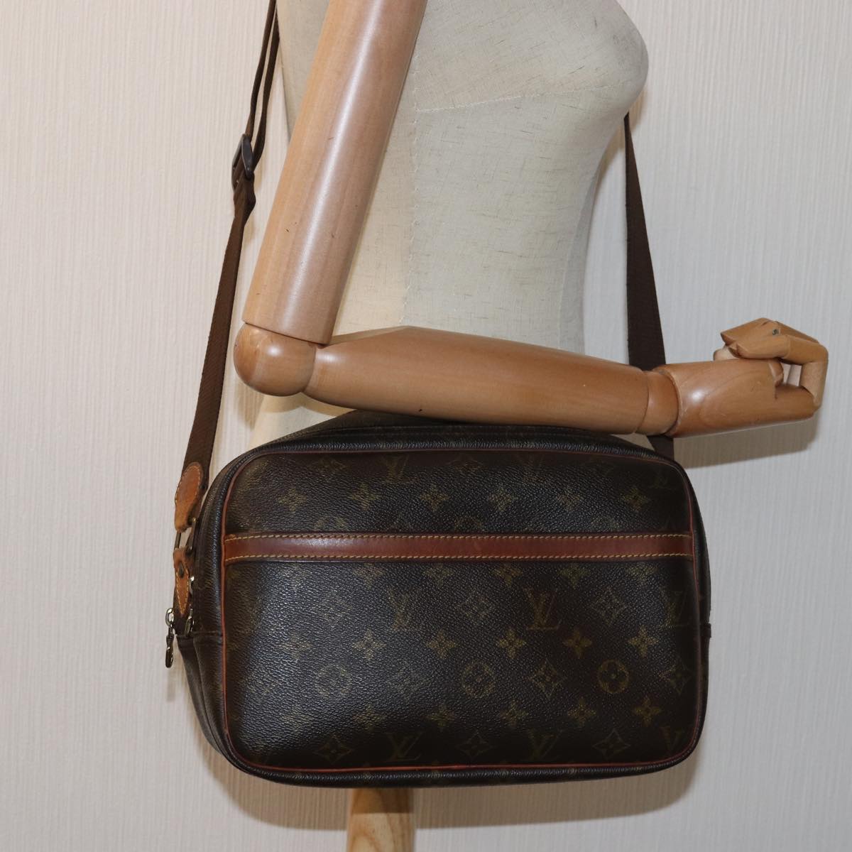LOUIS VUITTON Monogram Reporter PM Shoulder Bag M45254 LV th4919