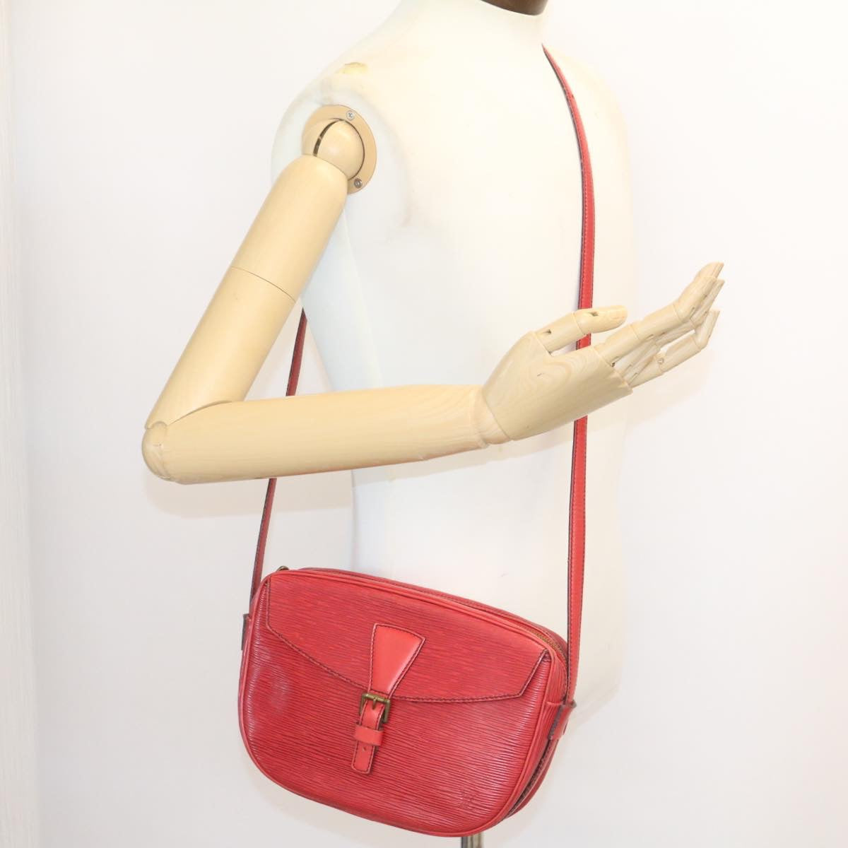 LOUIS VUITTON Epi June Feuille Shoulder Bag Red M52157 LV ts022