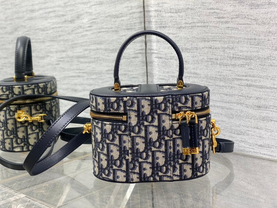 Luxury DiorSIGNATURE VANITY 16CM BLUE OBLIQUE EMBROIDERY