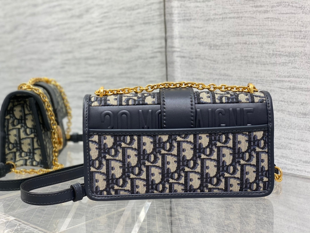 Luxury Dior30 MONTAIGNE 21.5CM BLUE OBLIQUE EMBROIDERY