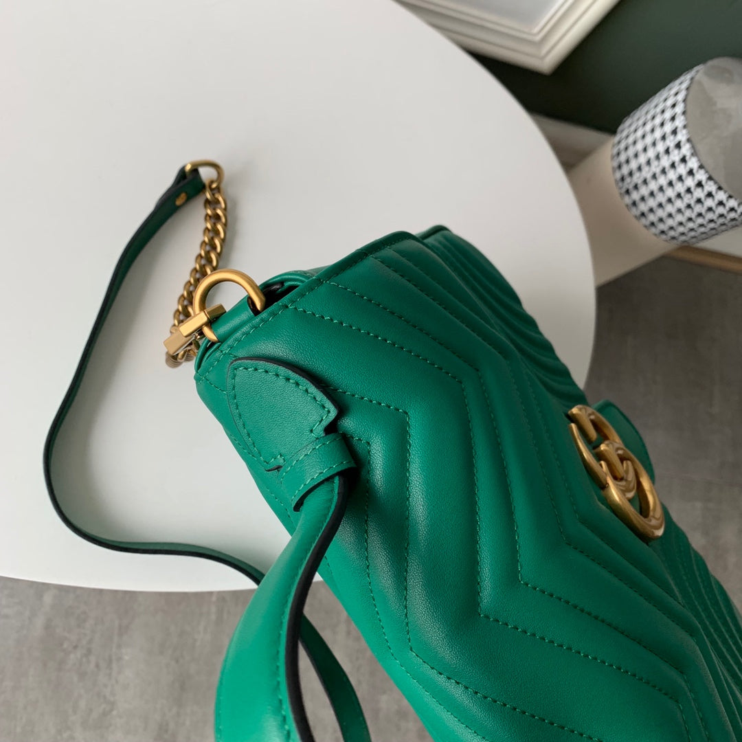 Luxury Gucci GG Marmont 26.5cm Green Calfskin Gold Hardware