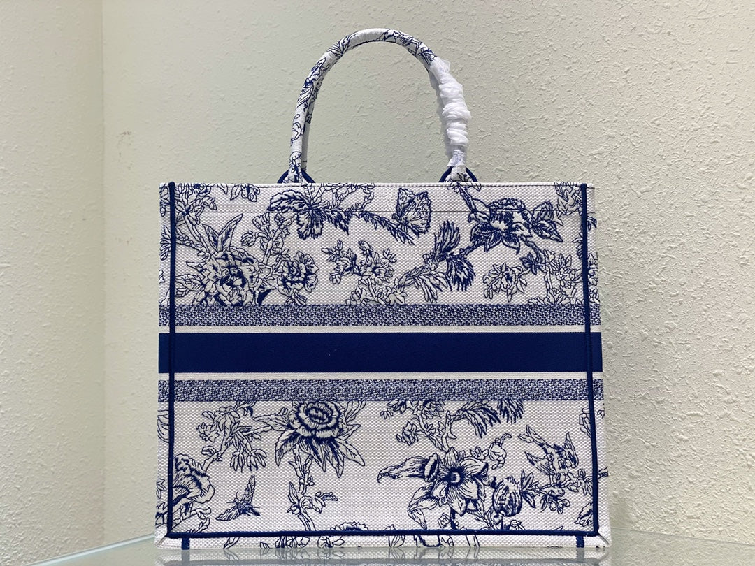 Luxury DiorLarge Book Tote 42cm Jardin Botanique Blue