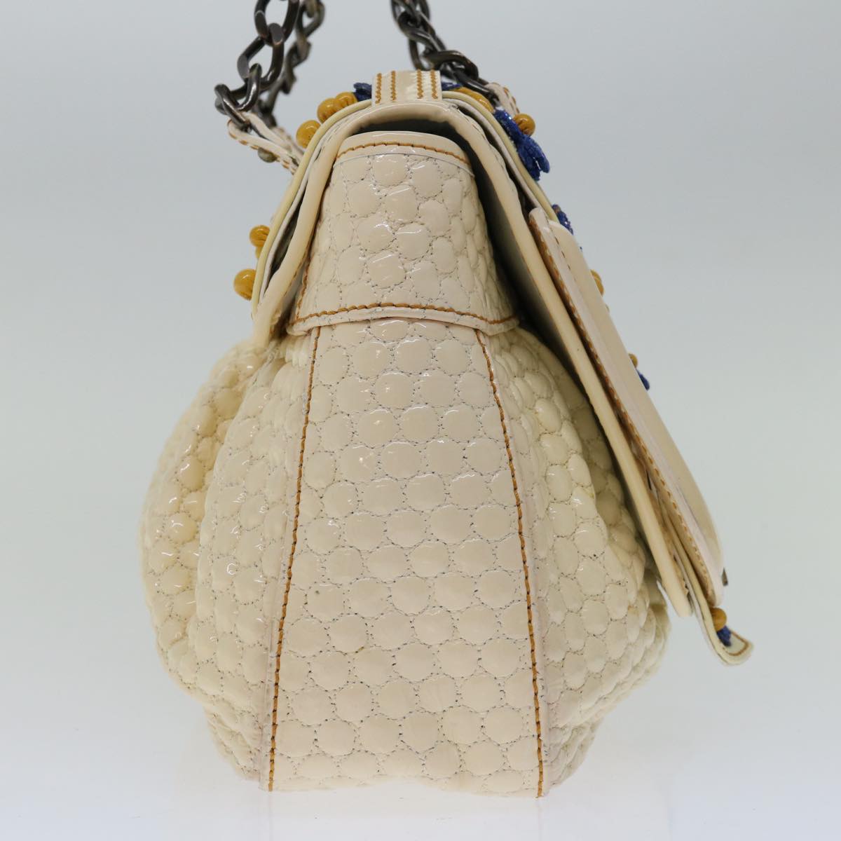 Luxury FendiChain Hand Bag Patent leather Beigeyk10972