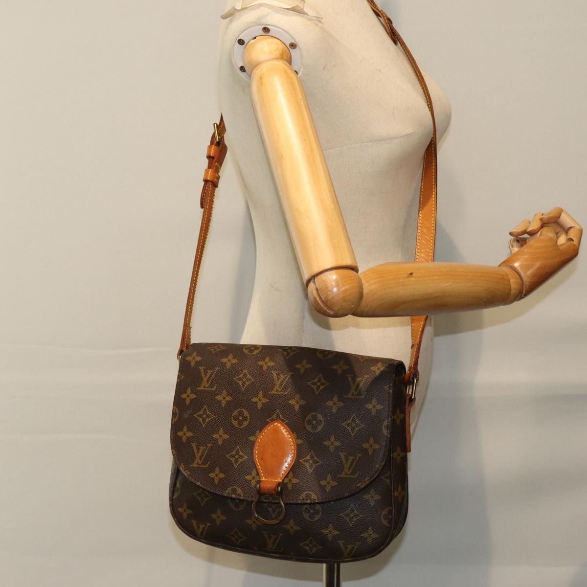 LOUIS VUITTON Monogram Saint Cloud GM Shoulder Bag M51242 LV yk12705