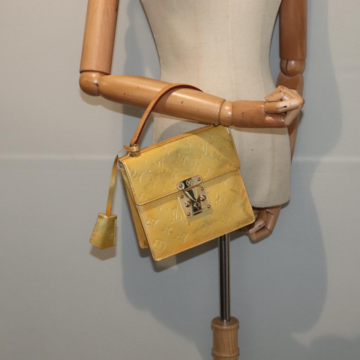 LOUIS VUITTON Monogram Vernis Spring street Hand Bag Gris M91029 LV yk13844