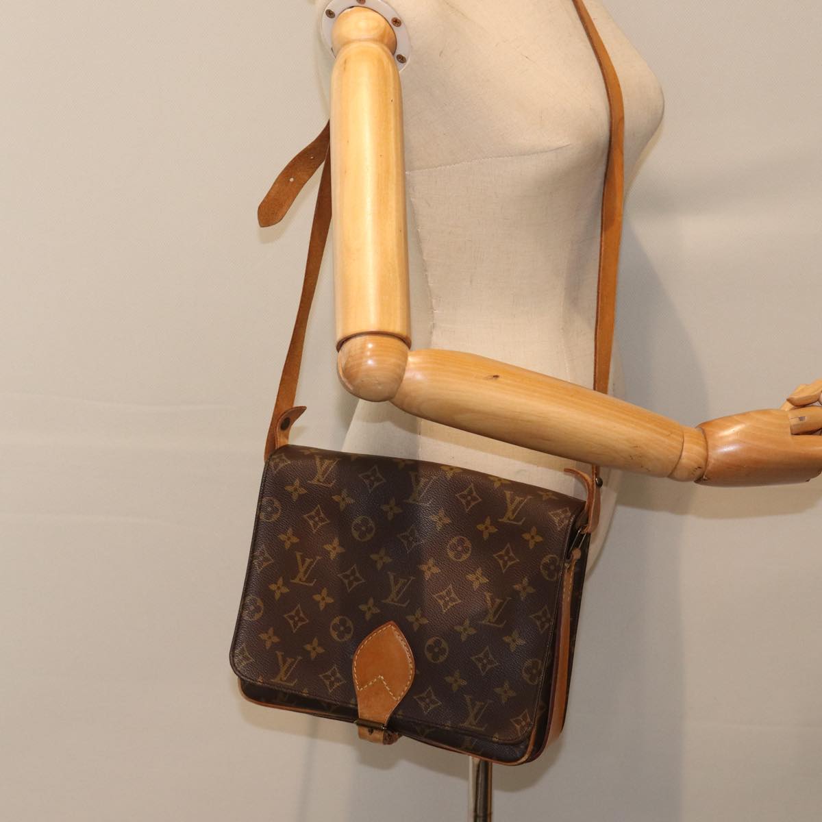 LOUIS VUITTON Monogram Cartouchiere GM Shoulder Bag M51252 LV yk14404