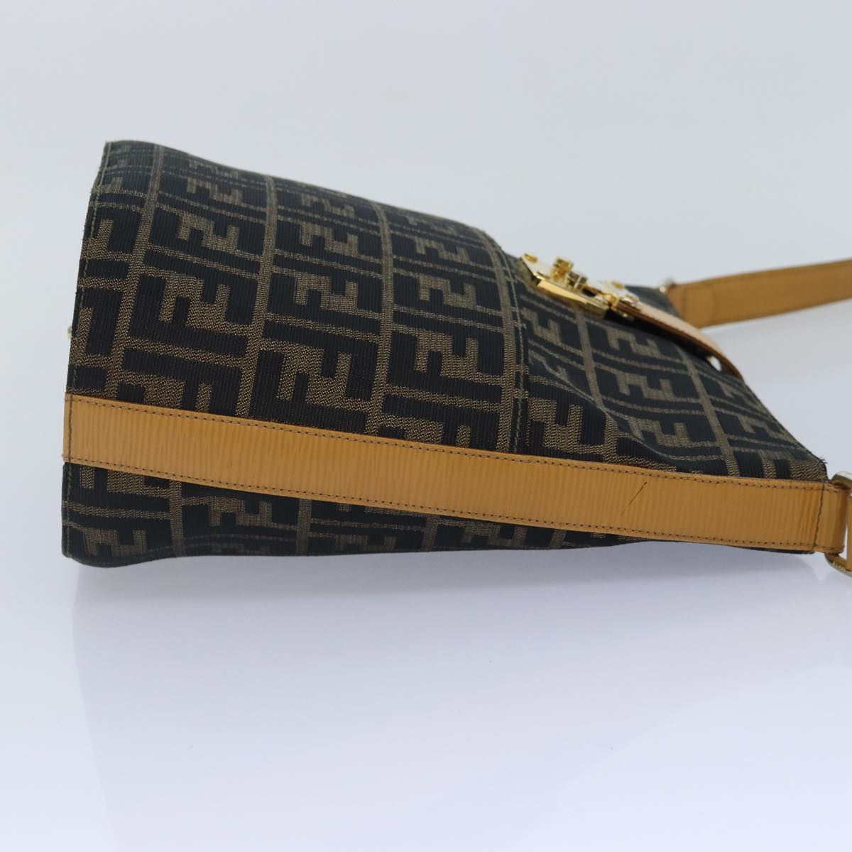 Luxury Fendi Zucca Canvas Shoulder Bag Gold Black Brownyk14581