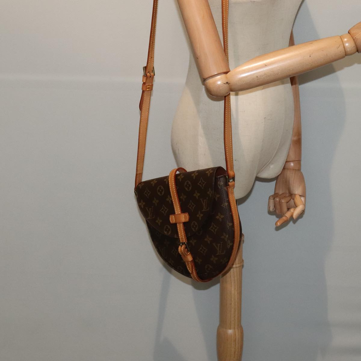 LOUIS VUITTON Monogram Chantilly MM Shoulder Bag M51233 LV yk14613