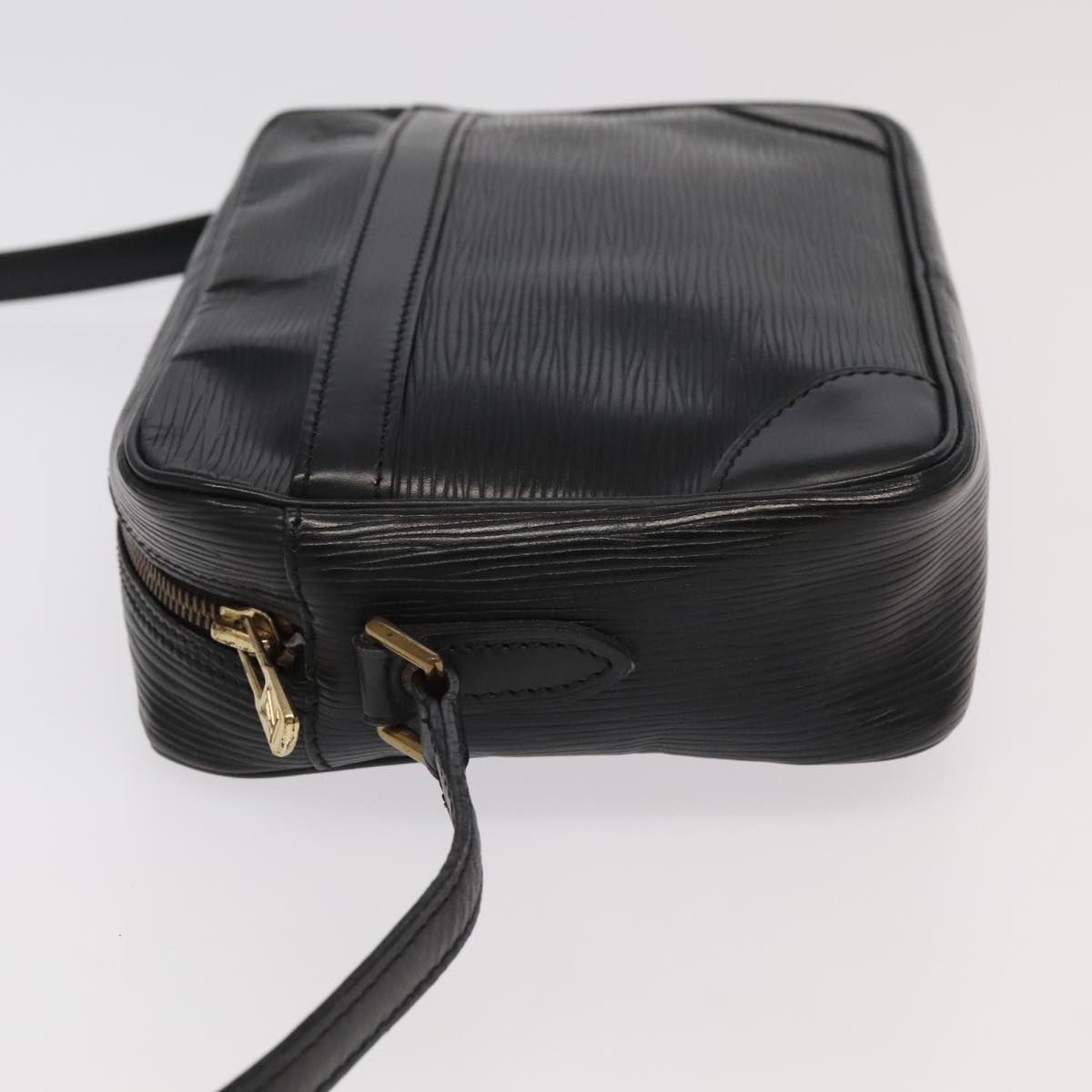 LOUIS VUITTON Epi Trocadero 23 Shoulder Bag Black M52302 LV yk15600
