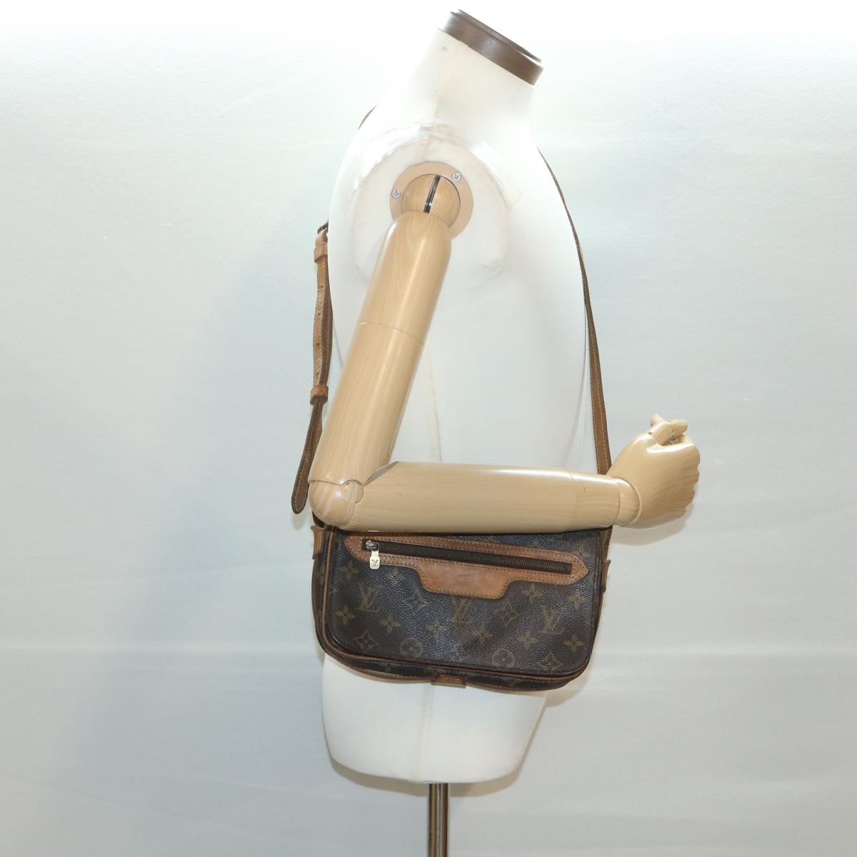 LOUIS VUITTON Monogram Saint Germain 24 Shoulder Bag M51210 LV yk5680B