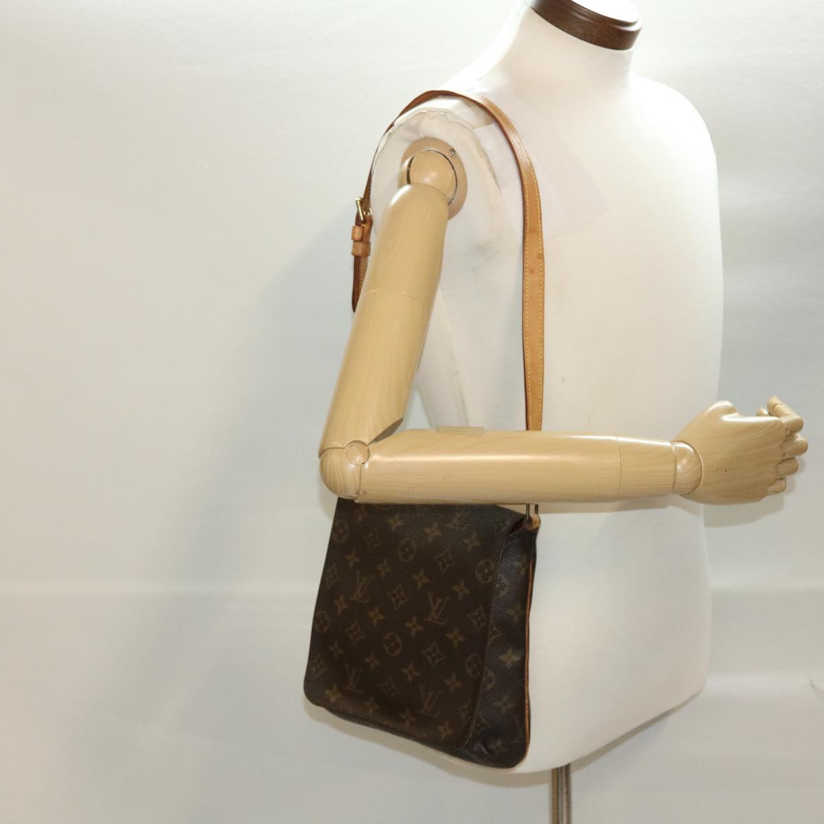 LOUIS VUITTON Monogram Musette Salsa Short Shoulder Bag M51258 LV yk7382B