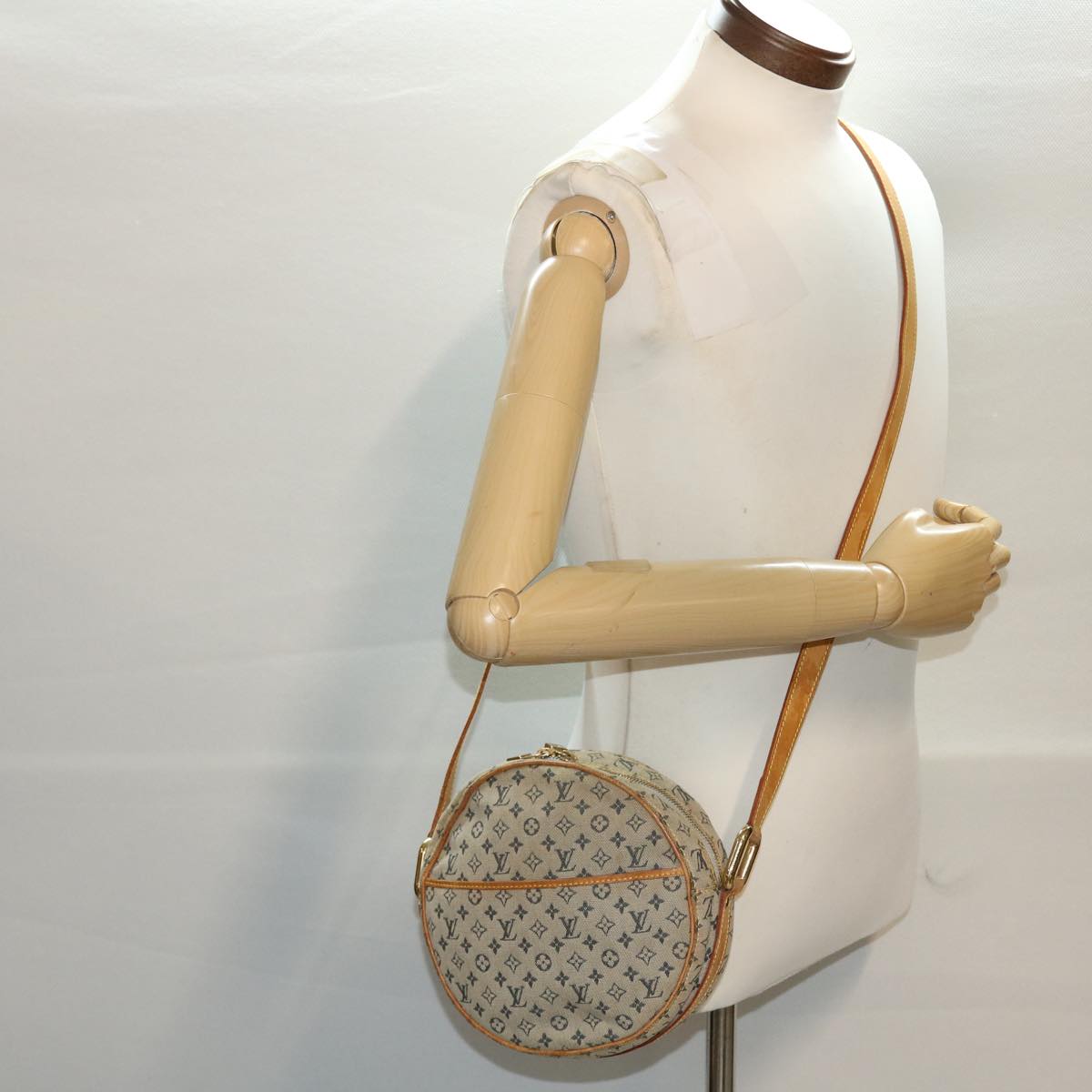 LOUIS VUITTON Monogram Mini Jeanne GM Shoulder Bag Blue M92000 LV yk7430