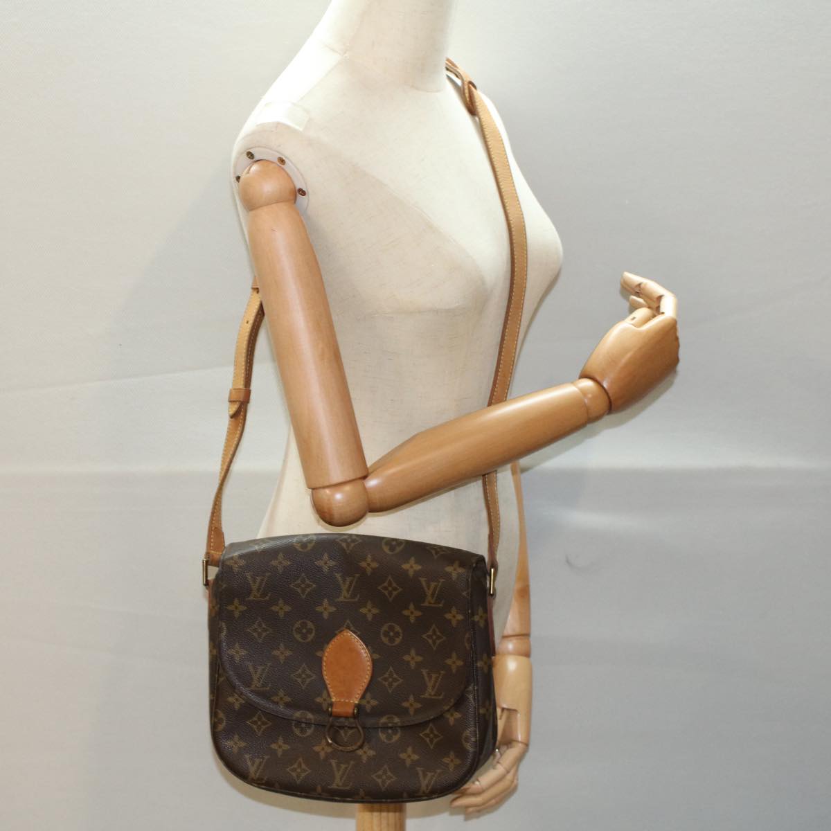 LOUIS VUITTON Monogram Saint Cloud GM Shoulder Bag M51242 LV yk8551