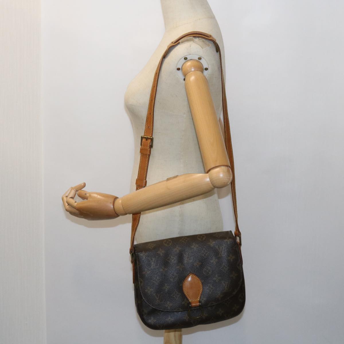 LOUIS VUITTON Monogram Saint Cloud GM Shoulder Bag M51242 LV yk8999