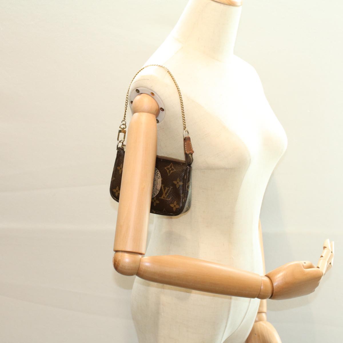 LOUIS VUITTON Monogram T&B Mini Pochette Accessoires Pouch M60153 LV yk9138