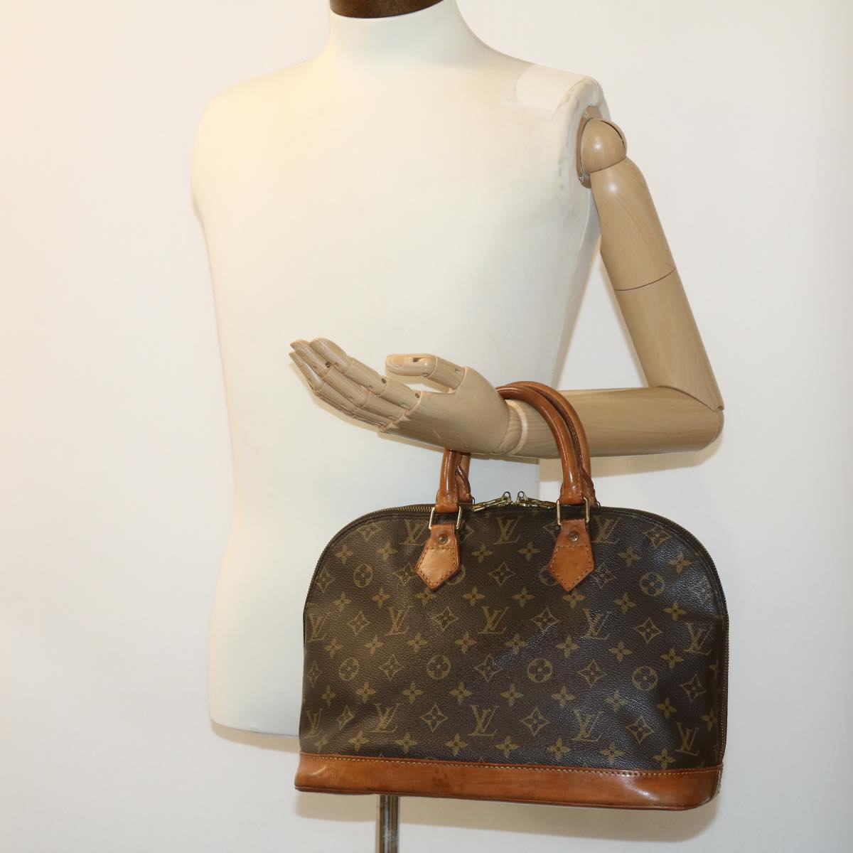 LOUIS VUITTON Monogram Alma Hand Bag M51130 LV yt825