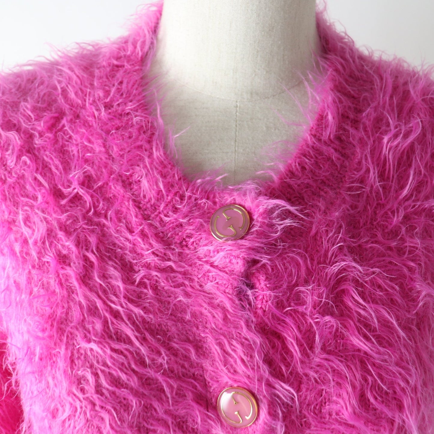 Luxury Gucci Trending 2025 GG Embroidery Logo Button Cardigan Pink S