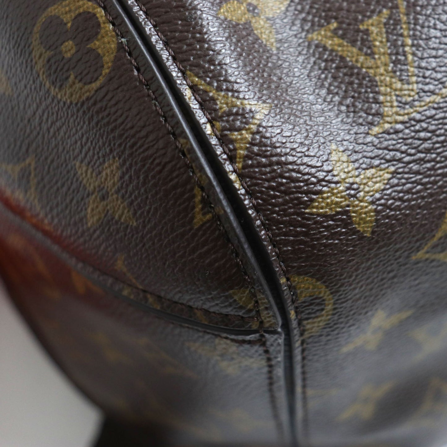 Louis Vuitton Monogram Fleece Backpack M40277
