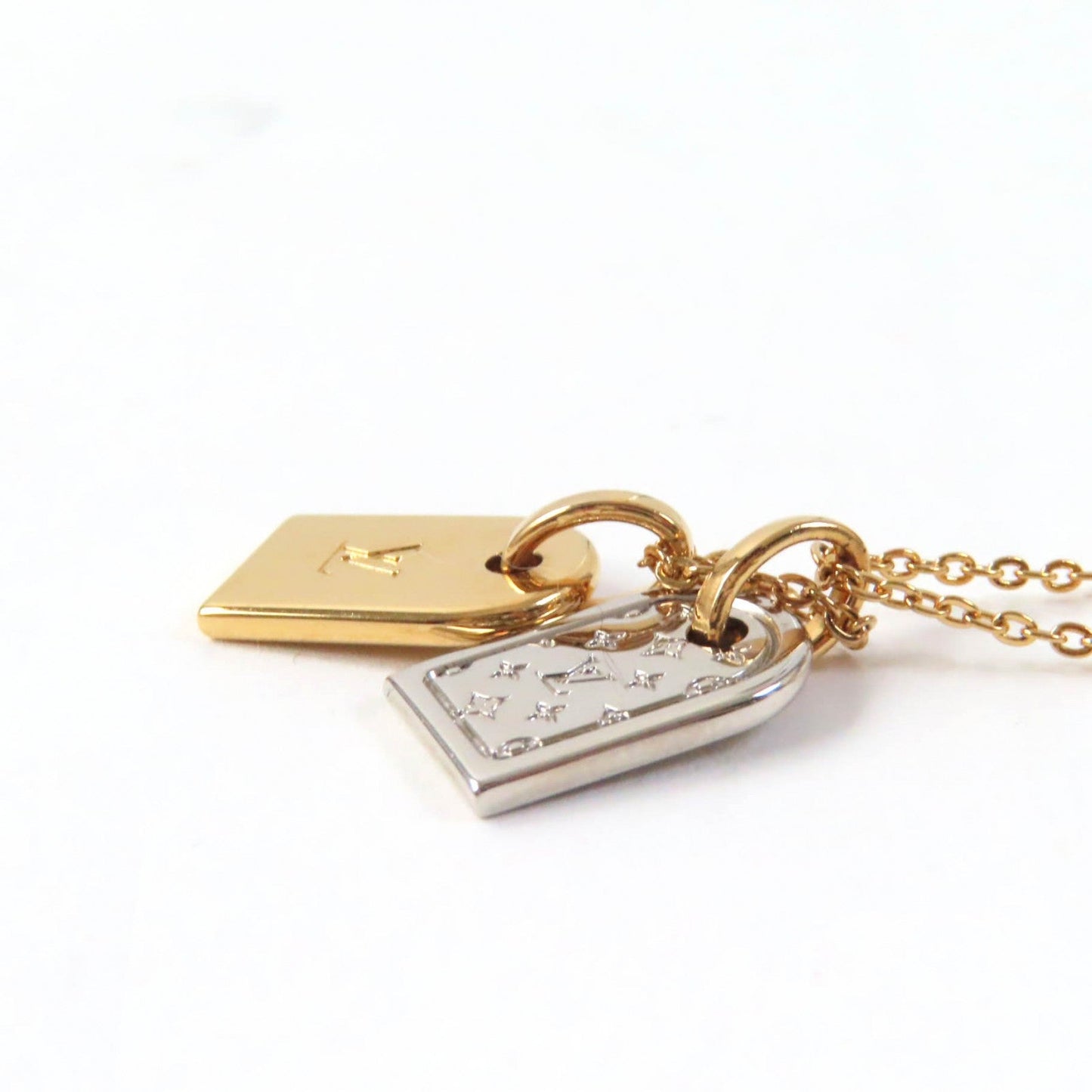 LOUIS VUITTON Necklace M63141 metal Gold silver Miniature Name Tag Monogram Necklace nanogram
