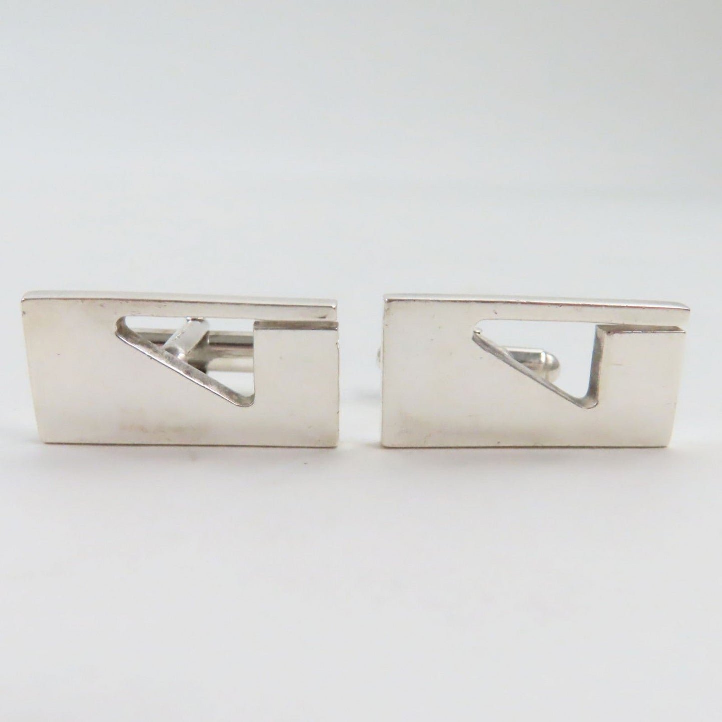Luxury Gucci Trending 2025 G Motif Silver Cufflinks