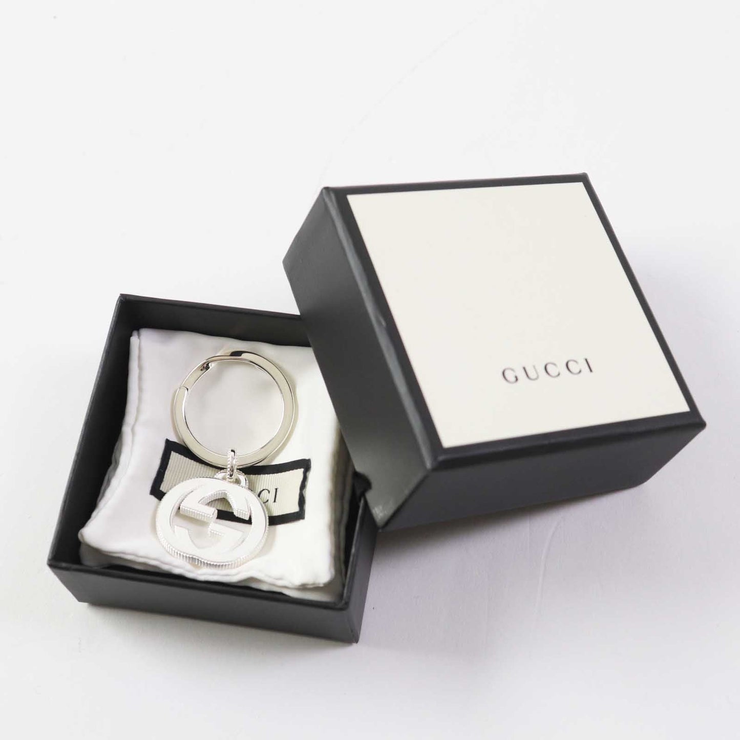 Luxury Gucci Trending 2025 Silver Interlocking G Key Ring