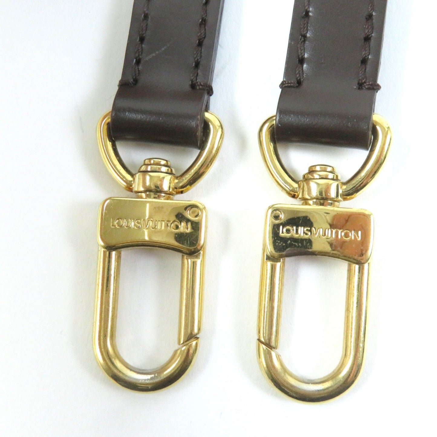 Louis Vuitton Leather Shoulder Strap J00276