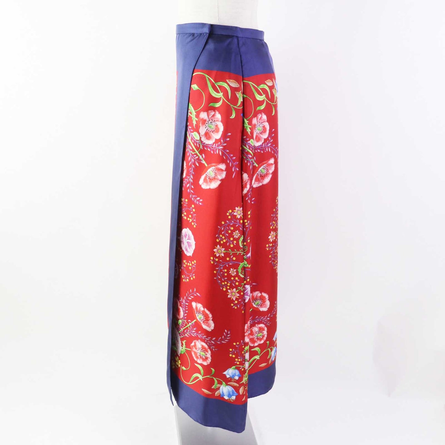 Luxury Gucci Trending 2025 Silk Logo Floral Wrap Skirt Navy Red 36