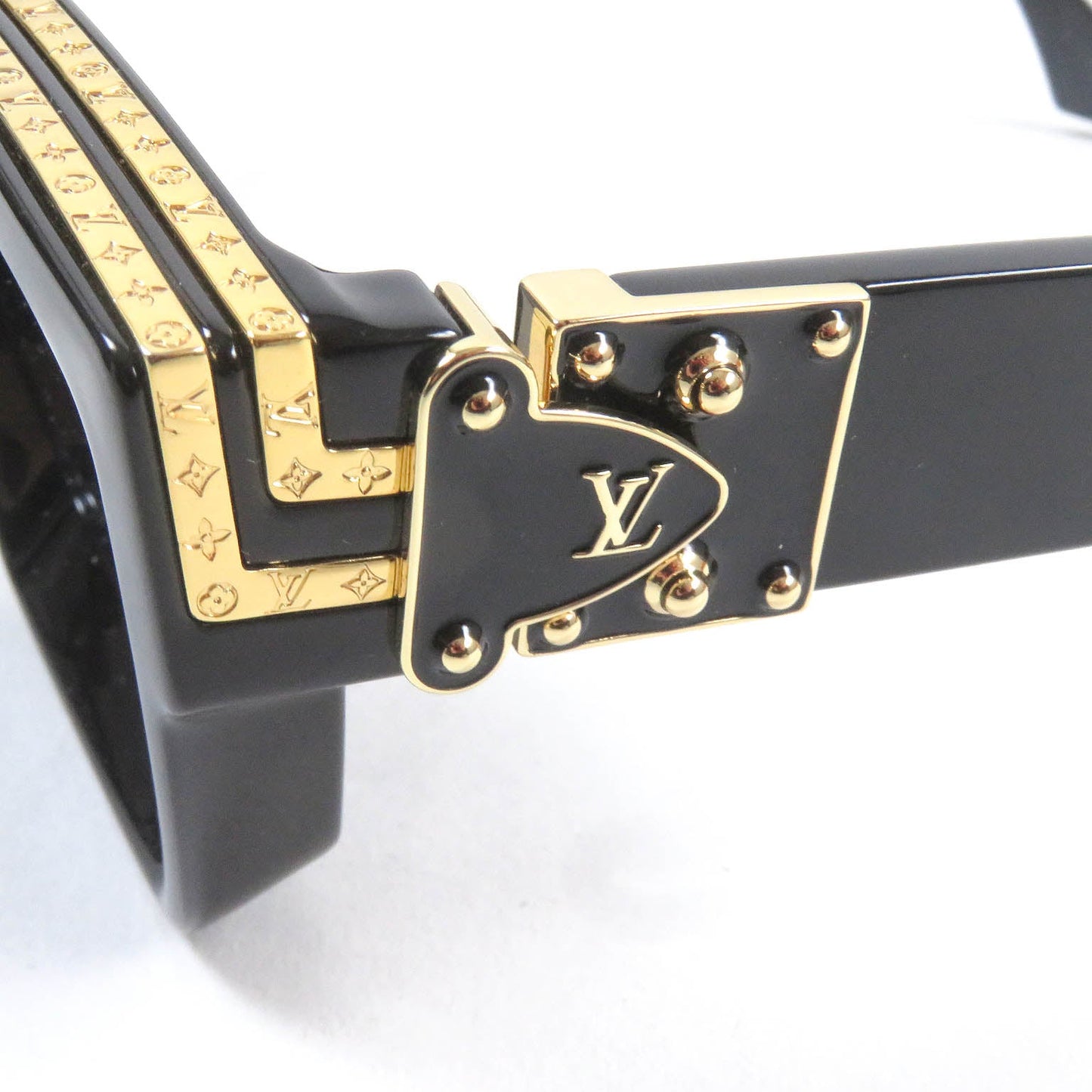 Louis Vuitton Z1165E Sunglasses Noir