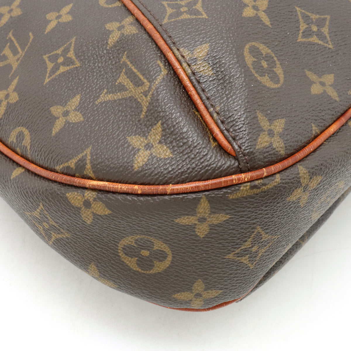 Louis Vuitton Louis Vuitton Monogram Thames GM Shoulder Bag One Shoulder Semi-Shoulder Shoulder M56383